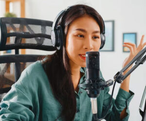 menyusun skrip podcast
