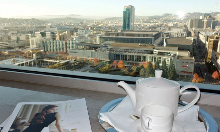 pemandangan ikonik hotel the st regis san francisco